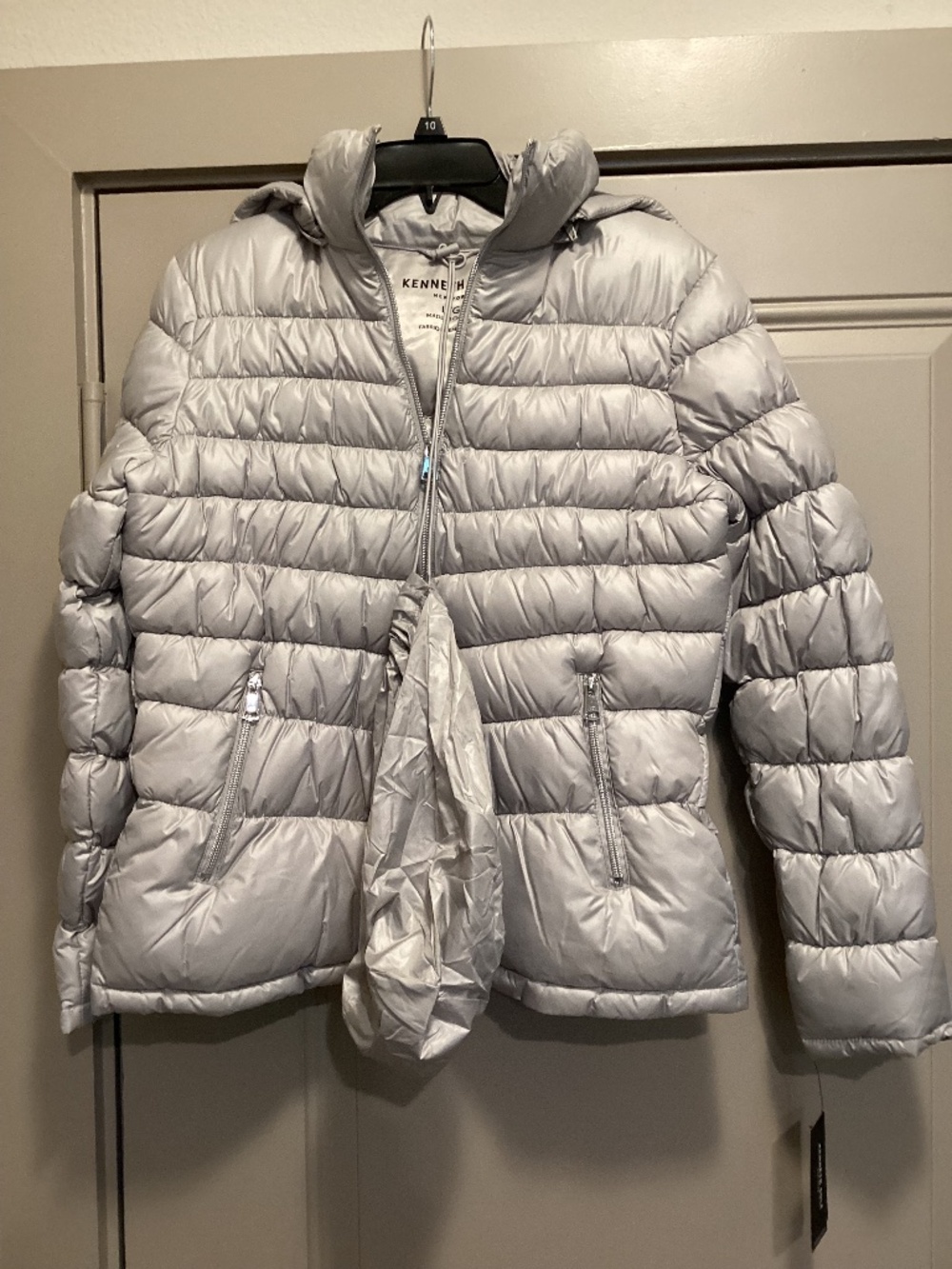 Kenneth Cole Hooded Front Zip Puffer Jacket, size L